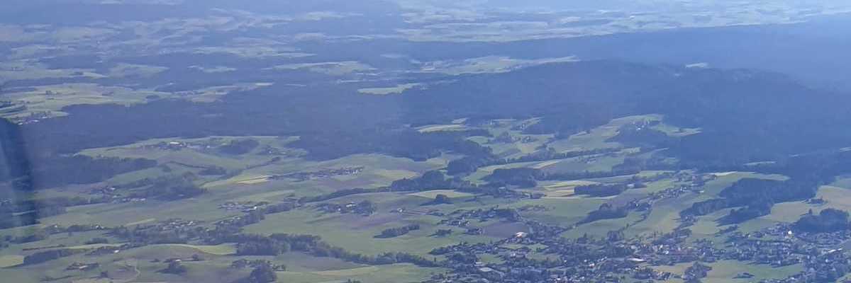 Flugwegposition um 16:38:35: Aufgenommen in der Nähe von Ampflwang im Hausruckwald, 4843, Österreich in 1462 Meter